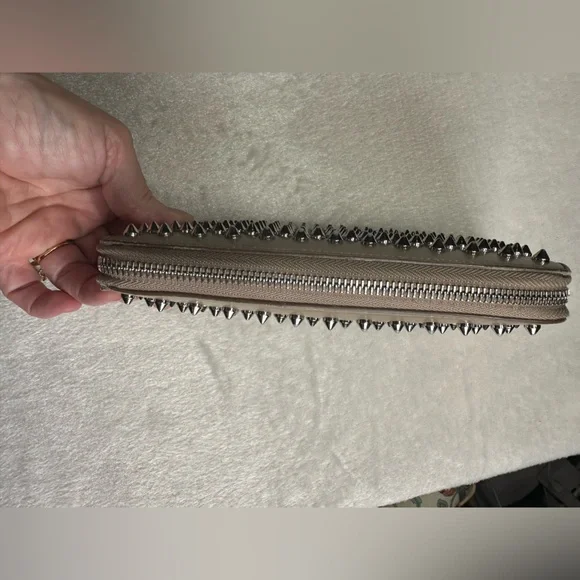 Christian Louboutin Beige Panettone Wallet with Silver Spikes - Picture 6 of 14